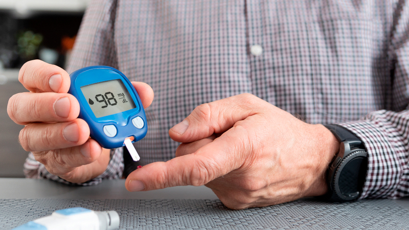 Controle glicêmico seguro em pacientes idosos