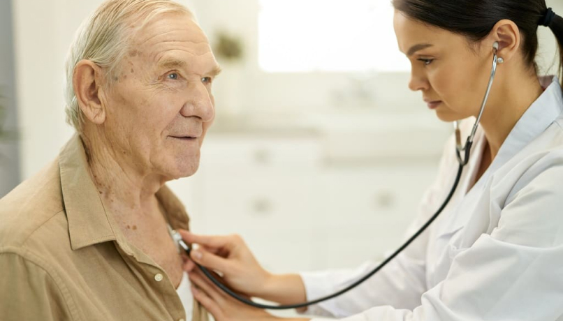 Tolerabilidade e segurança do nintedanibe em pacientes idosos com fibrose pulmonar idiopática